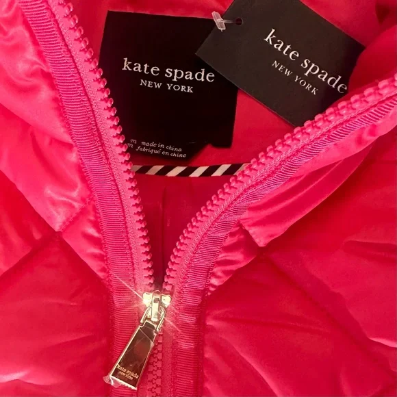 NWT KATE SPADE QUILTED VEST IN BRIGHT PINK SIZE M POM POM PINK BARBIE PINK - Picture 6 of 8